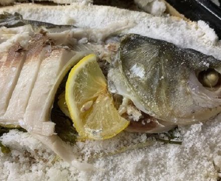 Рыба в соли традиционный способ приготовления с современным подходом
